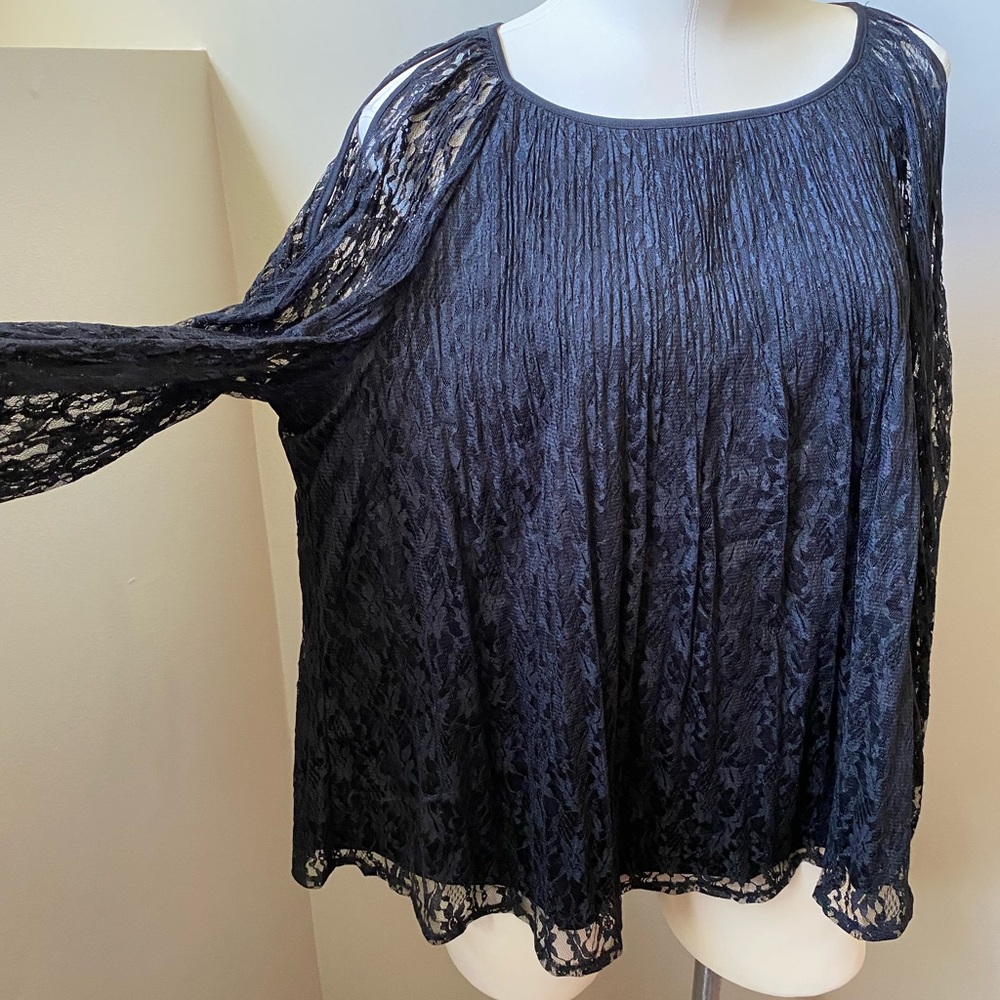 LAUREN CONRAD MATERNITY Black Lace Open-Shoulder Top NWT | Size XL - Picture 8 of 14